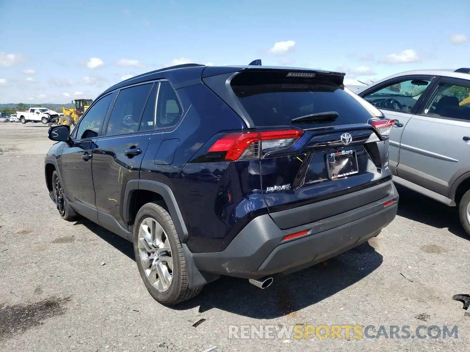 3 Photograph of a damaged car JTMA1RFV8KD512173 TOYOTA RAV4 2019