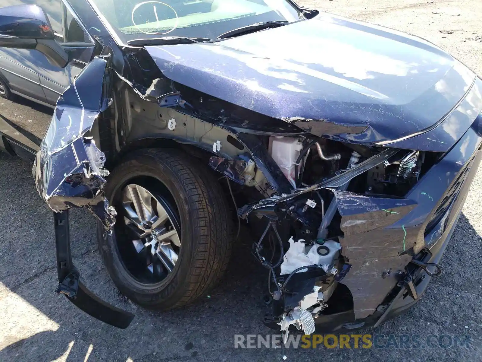 9 Photograph of a damaged car JTMA1RFV8KD512173 TOYOTA RAV4 2019