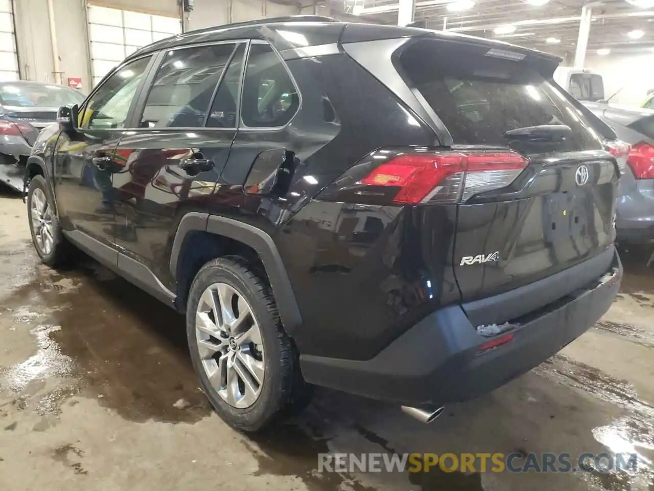 3 Photograph of a damaged car JTMA1RFV8KJ007865 TOYOTA RAV4 2019