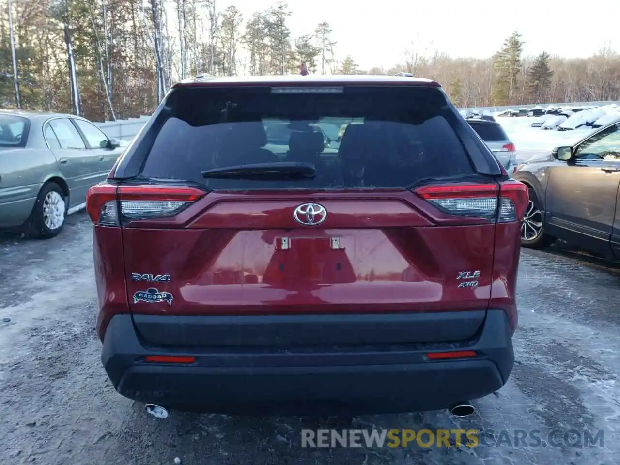 6 Photograph of a damaged car JTMA1RFV8KJ024035 TOYOTA RAV4 2019