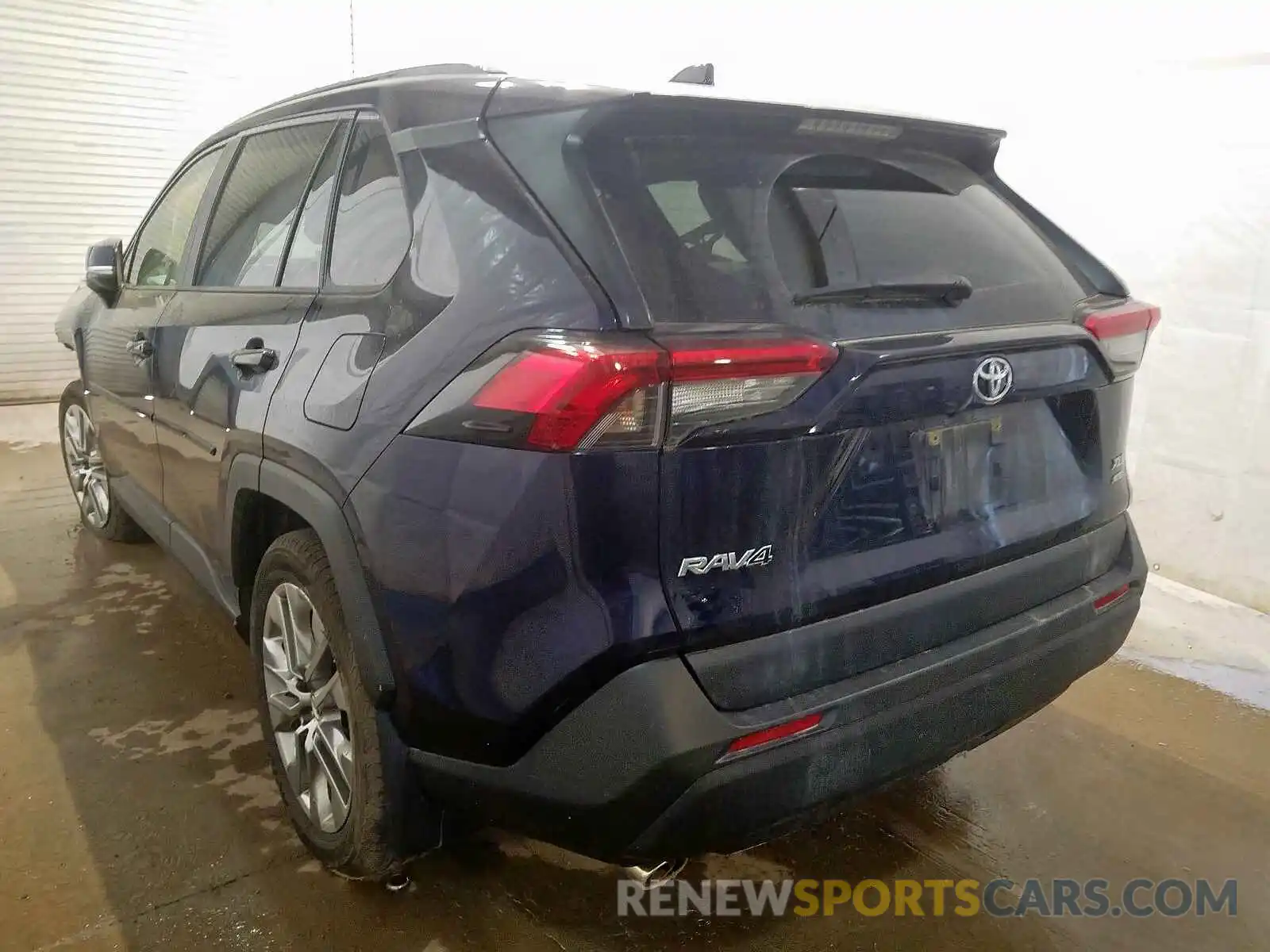 3 Photograph of a damaged car JTMA1RFV9KD006528 TOYOTA RAV4 2019