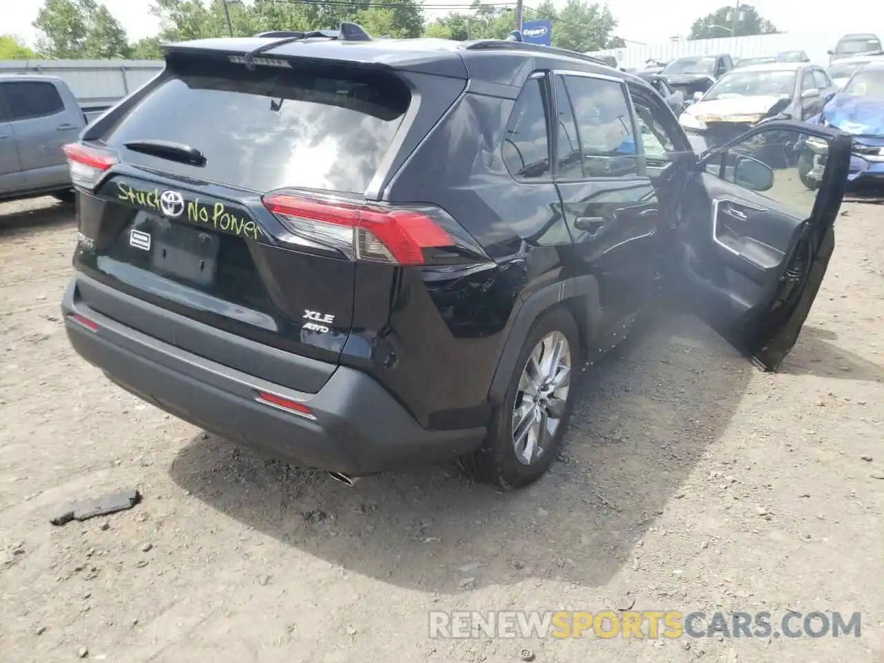 4 Photograph of a damaged car JTMA1RFV9KD006884 TOYOTA RAV4 2019