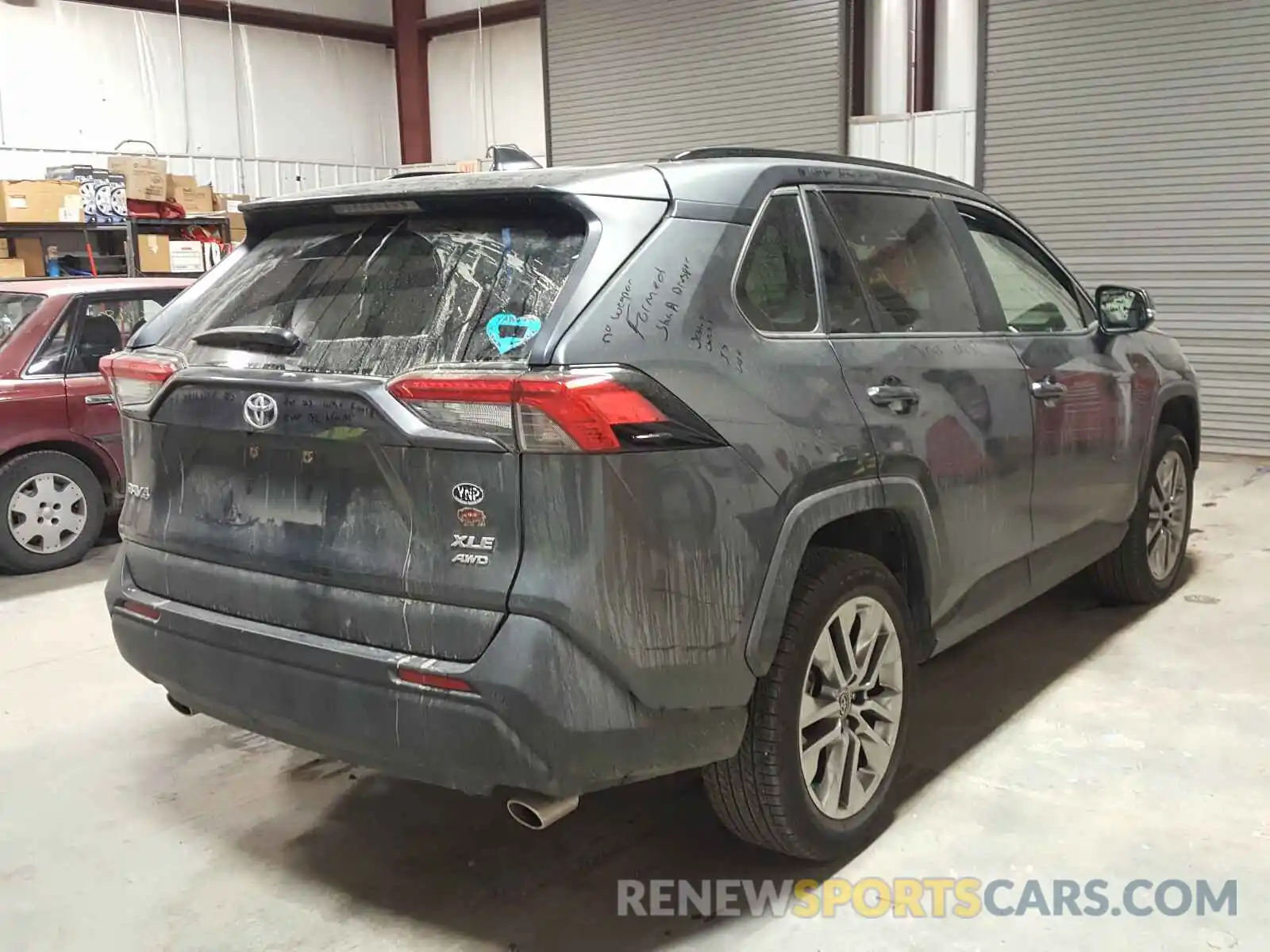 4 Photograph of a damaged car JTMA1RFV9KD007307 TOYOTA RAV4 2019