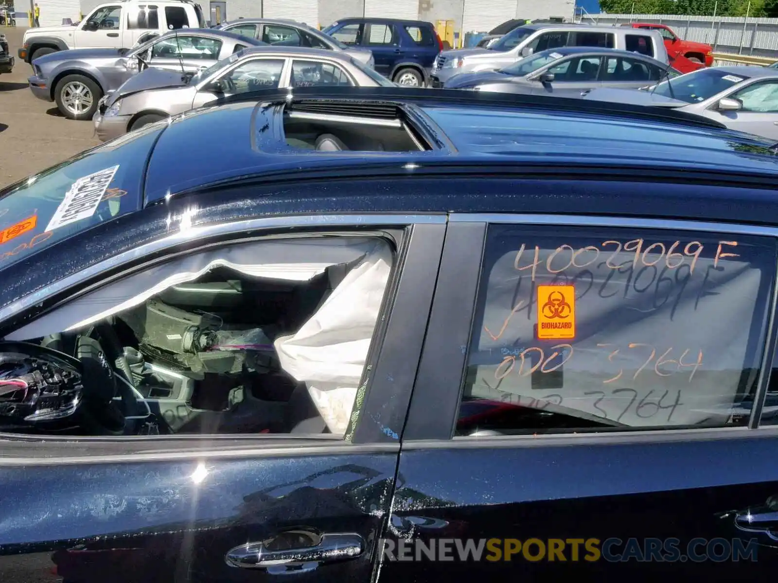 9 Photograph of a damaged car JTMA1RFV9KD013818 TOYOTA RAV4 2019