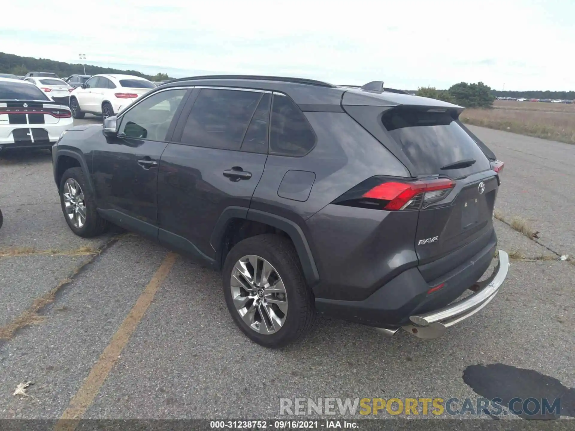 3 Photograph of a damaged car JTMA1RFV9KD017125 TOYOTA RAV4 2019