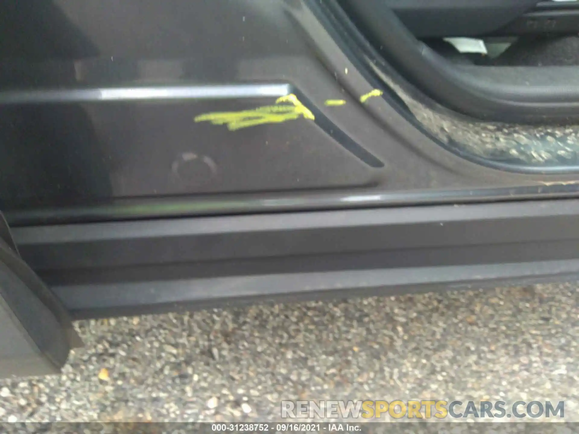 6 Photograph of a damaged car JTMA1RFV9KD017125 TOYOTA RAV4 2019