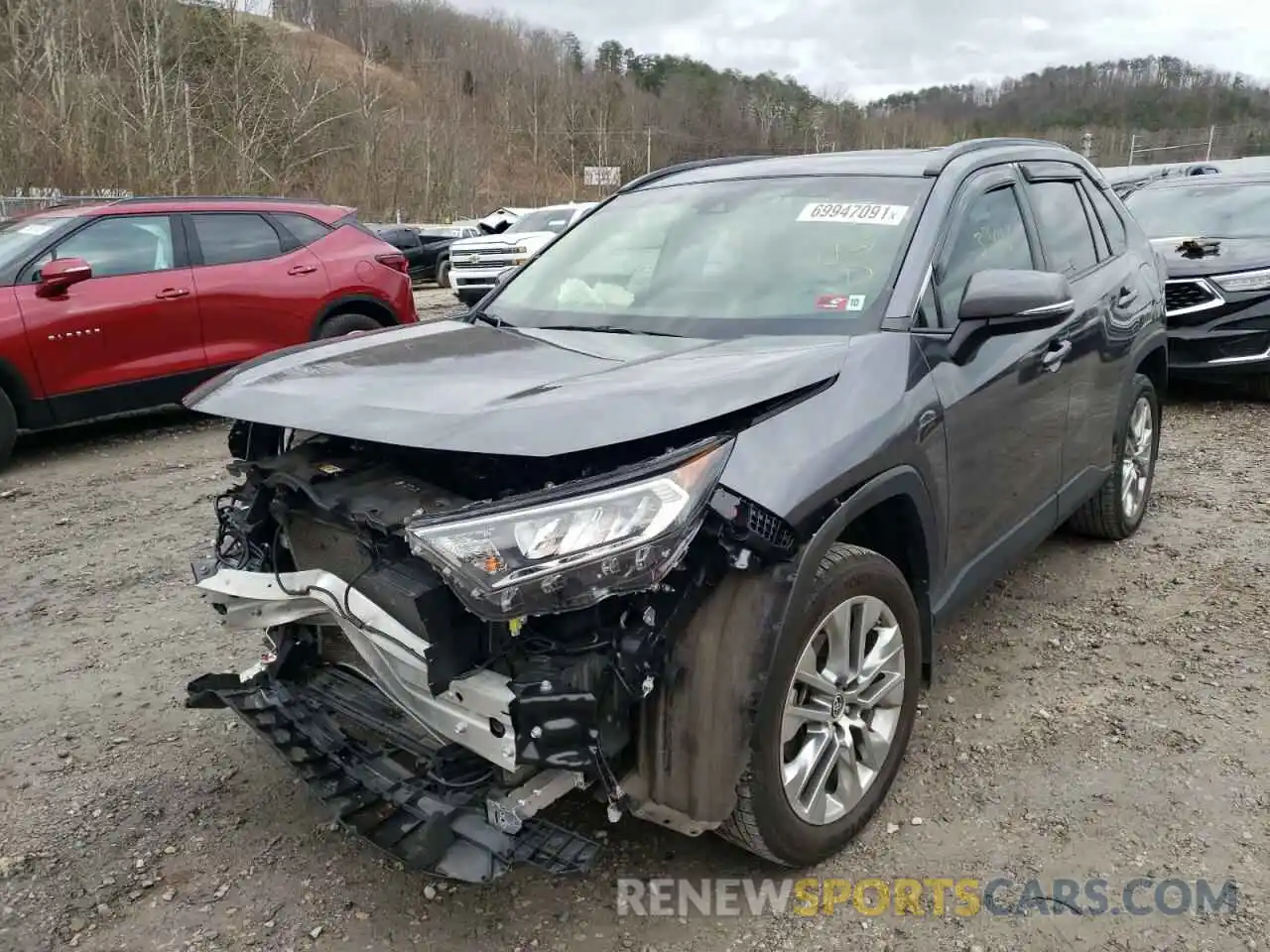 2 Photograph of a damaged car JTMA1RFV9KD040727 TOYOTA RAV4 2019