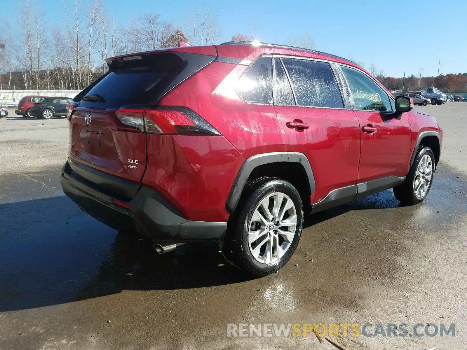 4 Photograph of a damaged car JTMA1RFV9KD042784 TOYOTA RAV4 2019