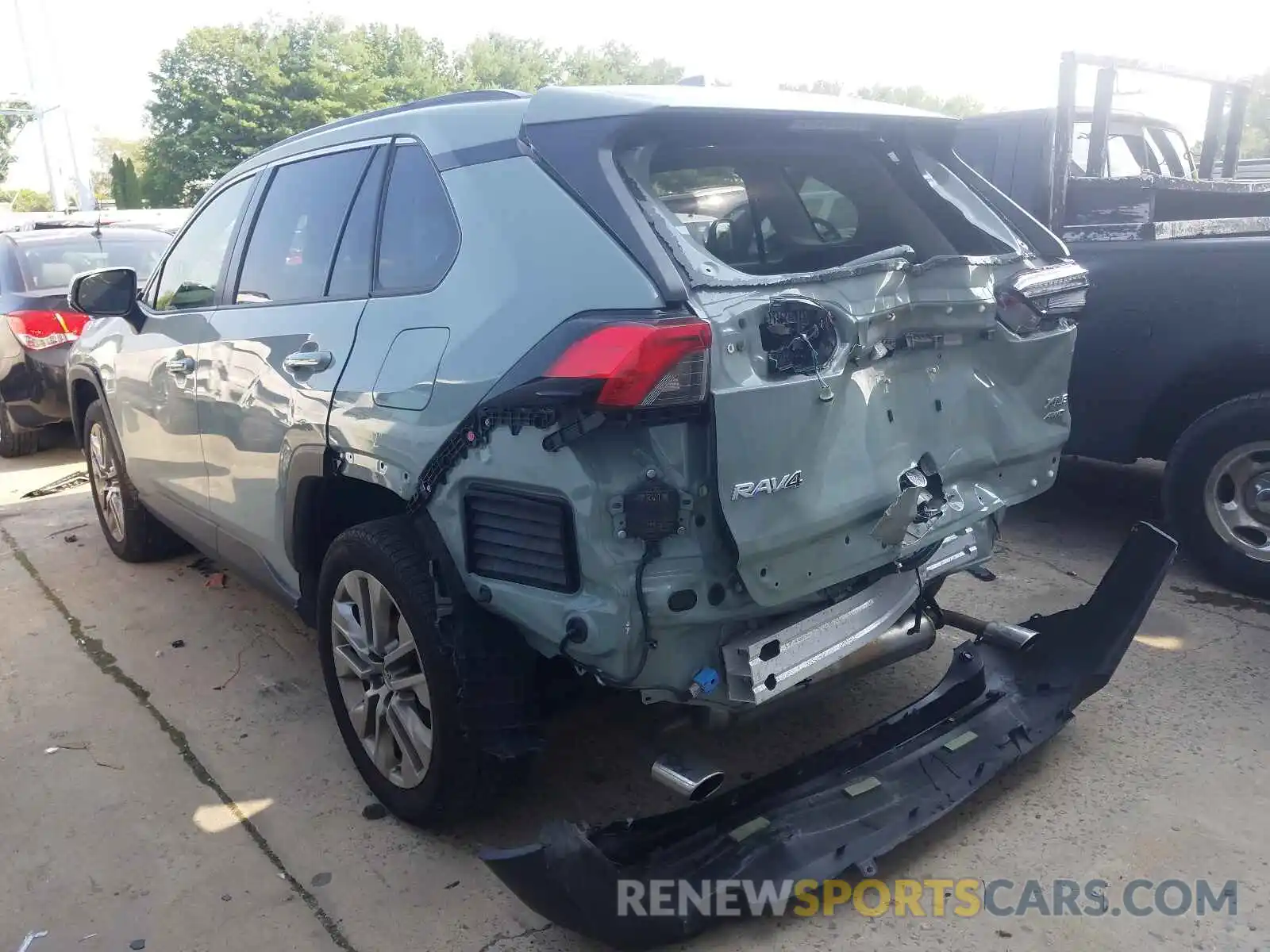 3 Photograph of a damaged car JTMA1RFV9KD513607 TOYOTA RAV4 2019