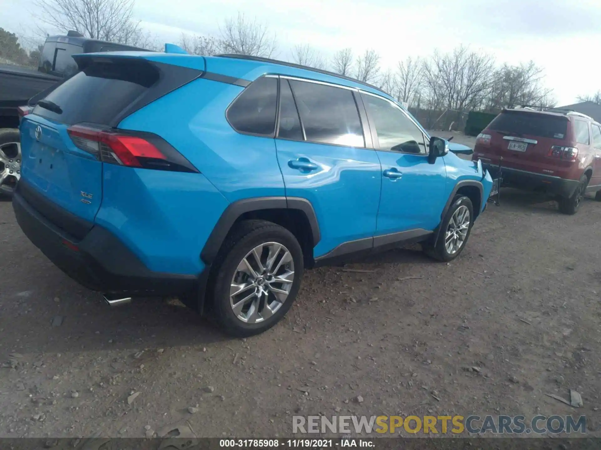 4 Photograph of a damaged car JTMA1RFV9KD514109 TOYOTA RAV4 2019