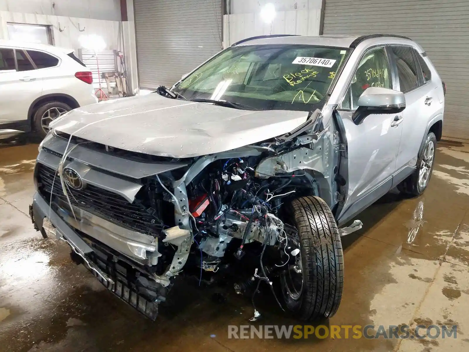 2 Photograph of a damaged car JTMA1RFV9KD517205 TOYOTA RAV4 2019