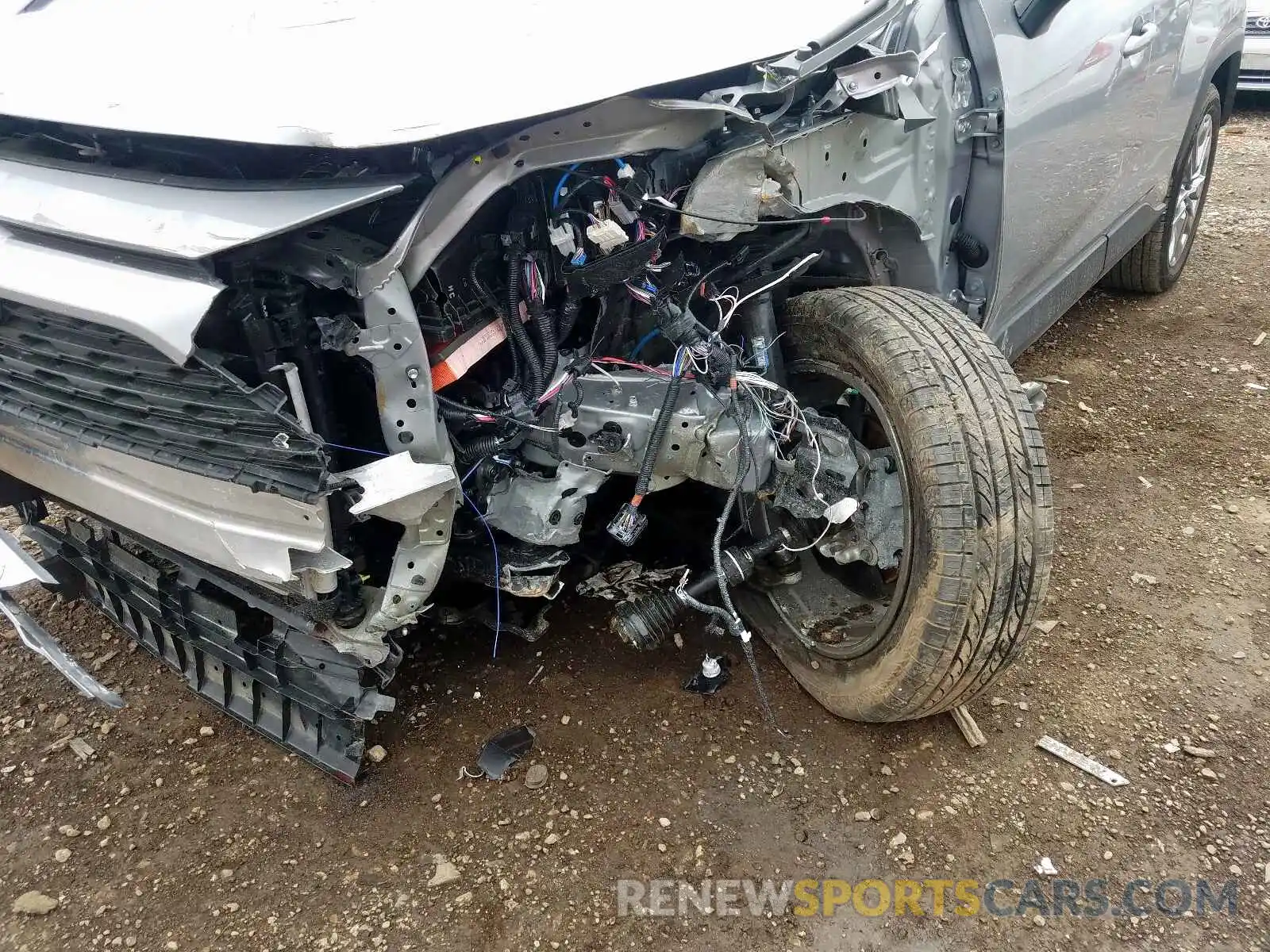 9 Photograph of a damaged car JTMA1RFV9KD517205 TOYOTA RAV4 2019