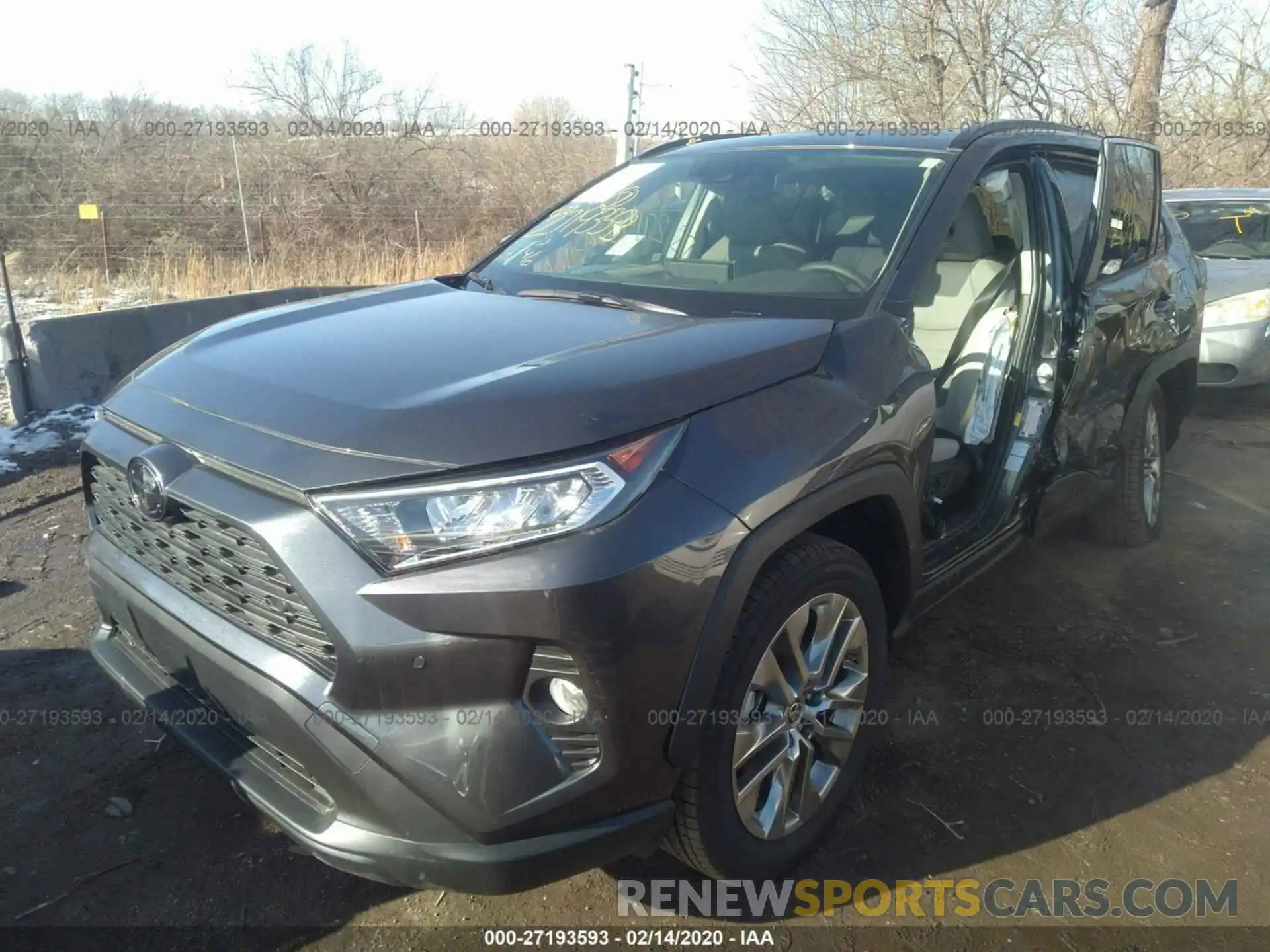 2 Photograph of a damaged car JTMA1RFV9KJ023332 TOYOTA RAV4 2019