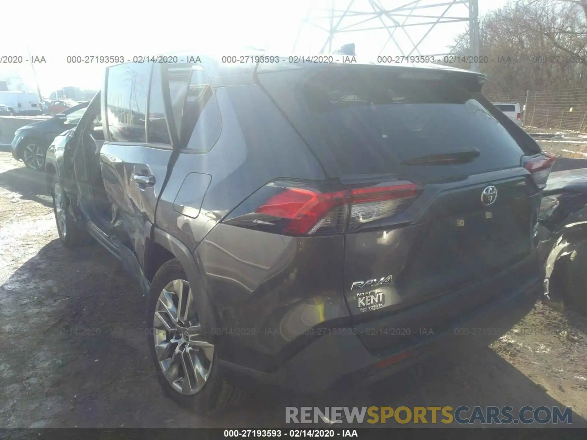 3 Photograph of a damaged car JTMA1RFV9KJ023332 TOYOTA RAV4 2019