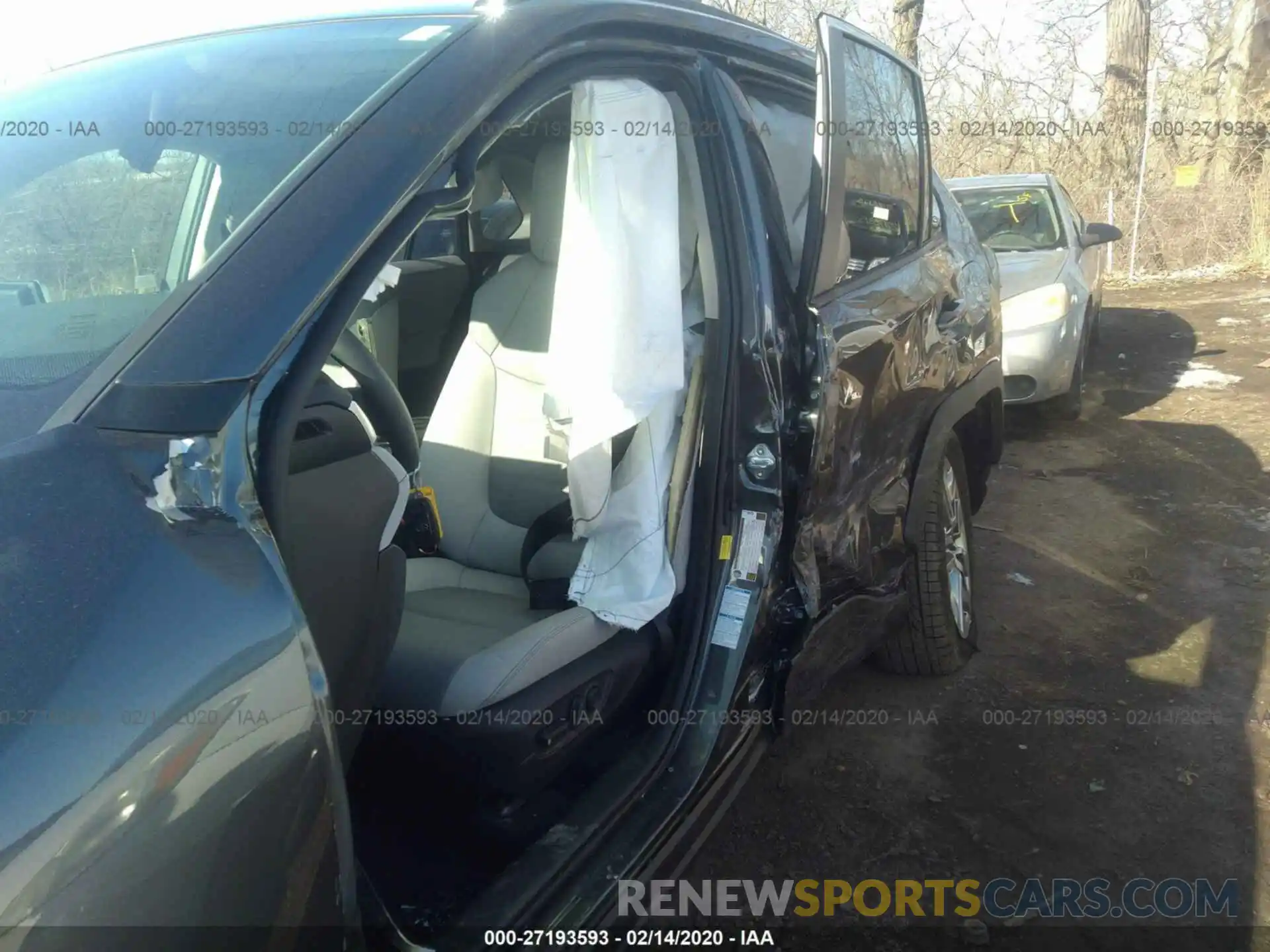 6 Photograph of a damaged car JTMA1RFV9KJ023332 TOYOTA RAV4 2019