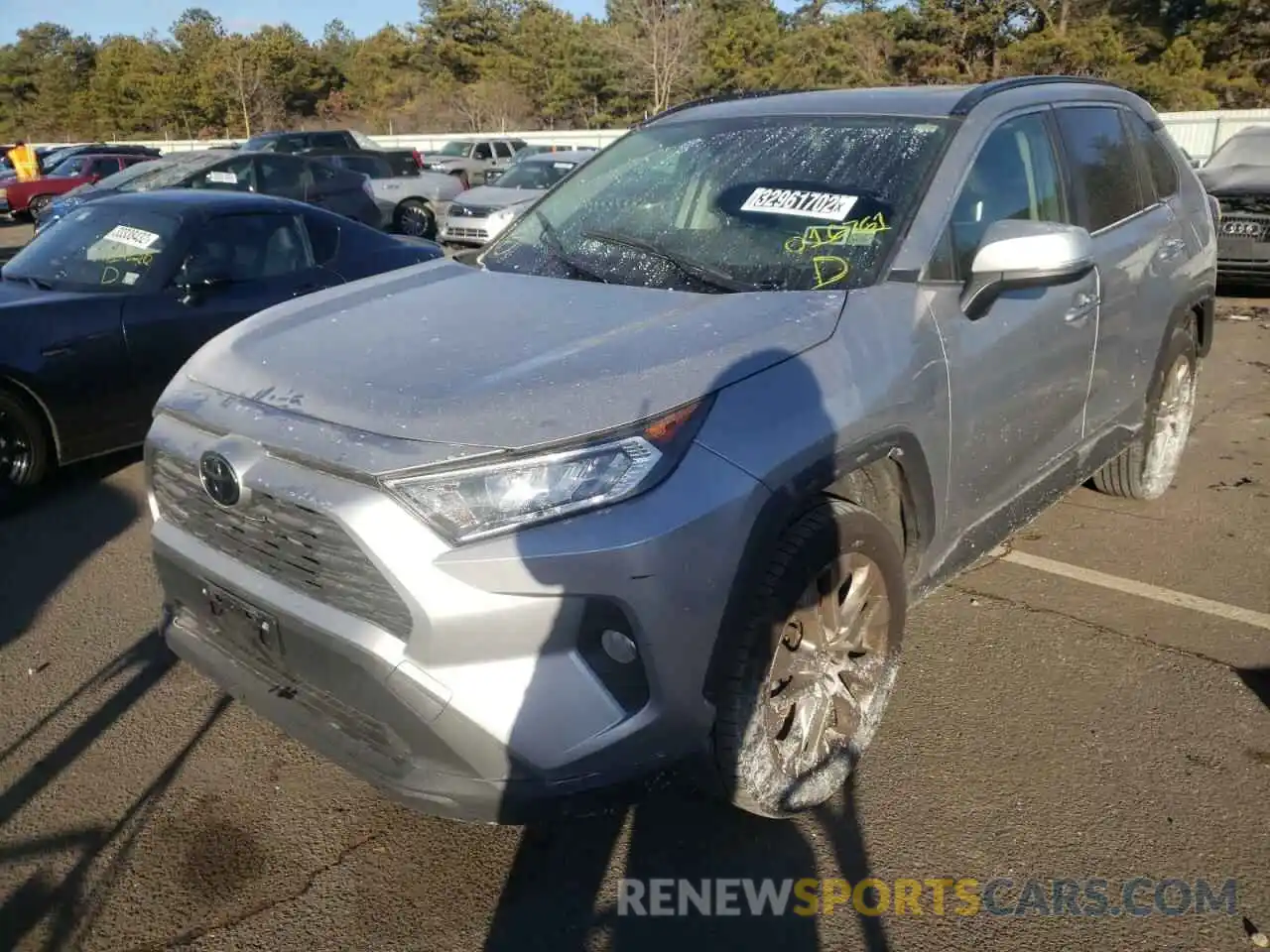 2 Photograph of a damaged car JTMA1RFVXKD016761 TOYOTA RAV4 2019