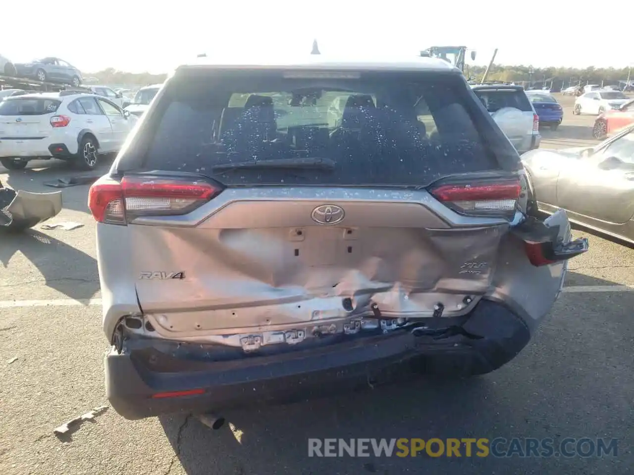 9 Photograph of a damaged car JTMA1RFVXKD016761 TOYOTA RAV4 2019