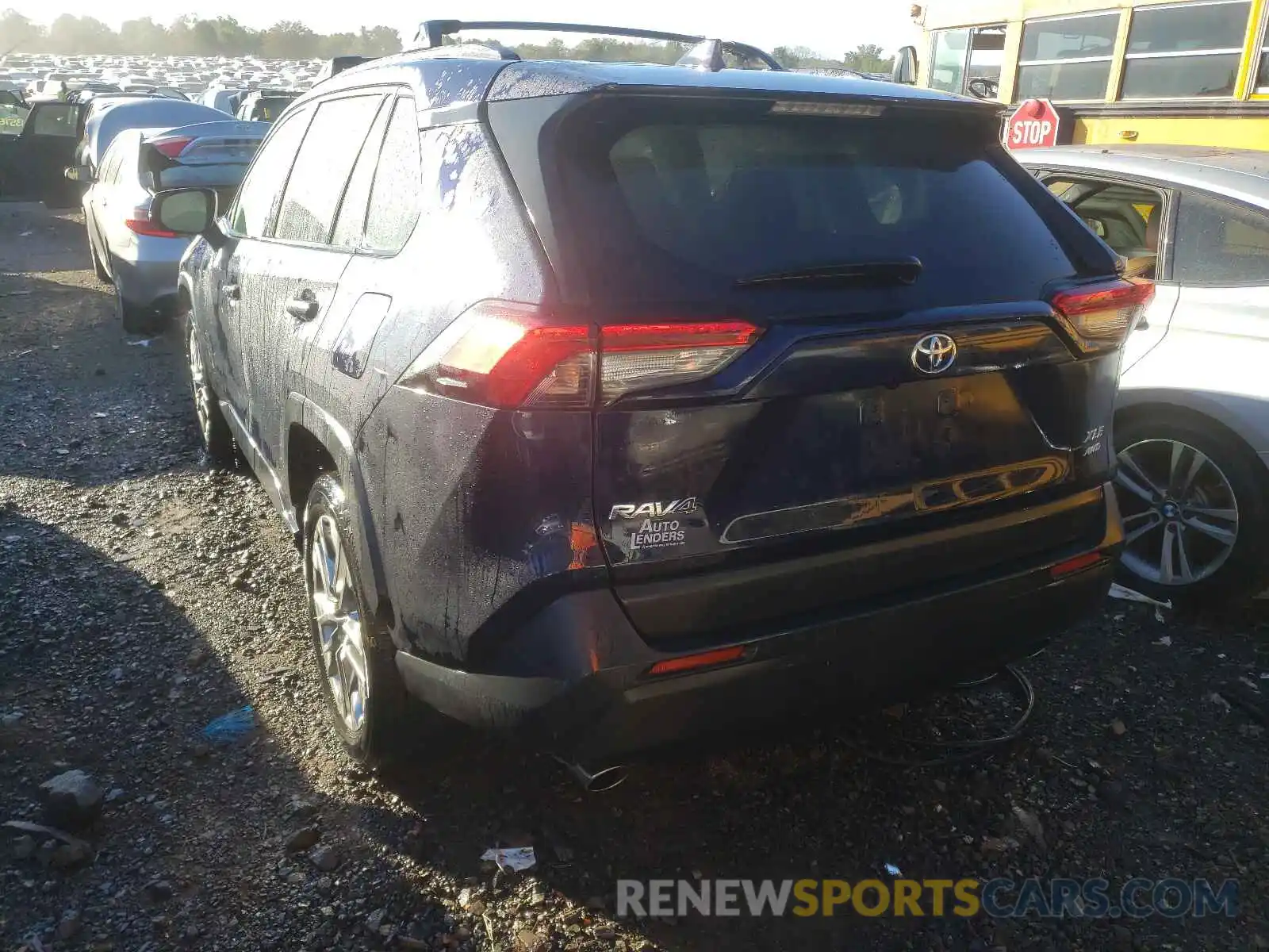 3 Photograph of a damaged car JTMA1RFVXKD019112 TOYOTA RAV4 2019