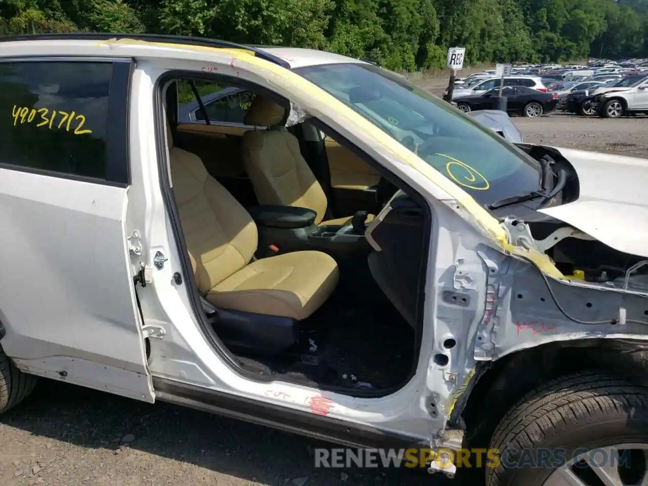 9 Photograph of a damaged car JTMA1RFVXKD031762 TOYOTA RAV4 2019