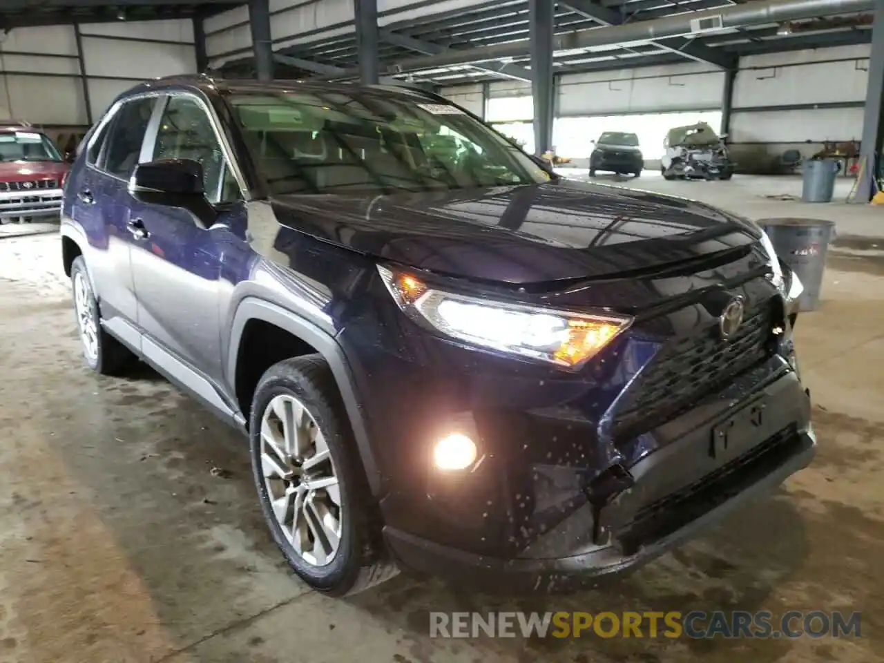 1 Photograph of a damaged car JTMA1RFVXKD505046 TOYOTA RAV4 2019