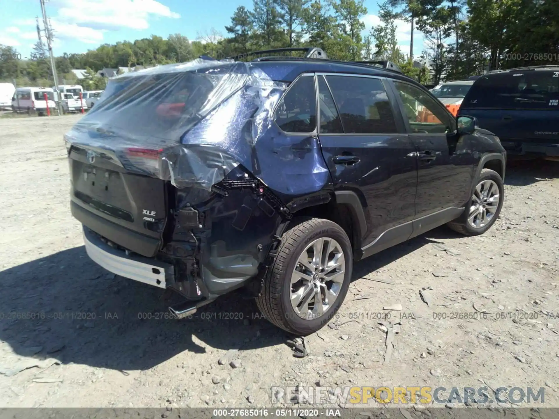 4 Photograph of a damaged car JTMA1RFVXKD520212 TOYOTA RAV4 2019