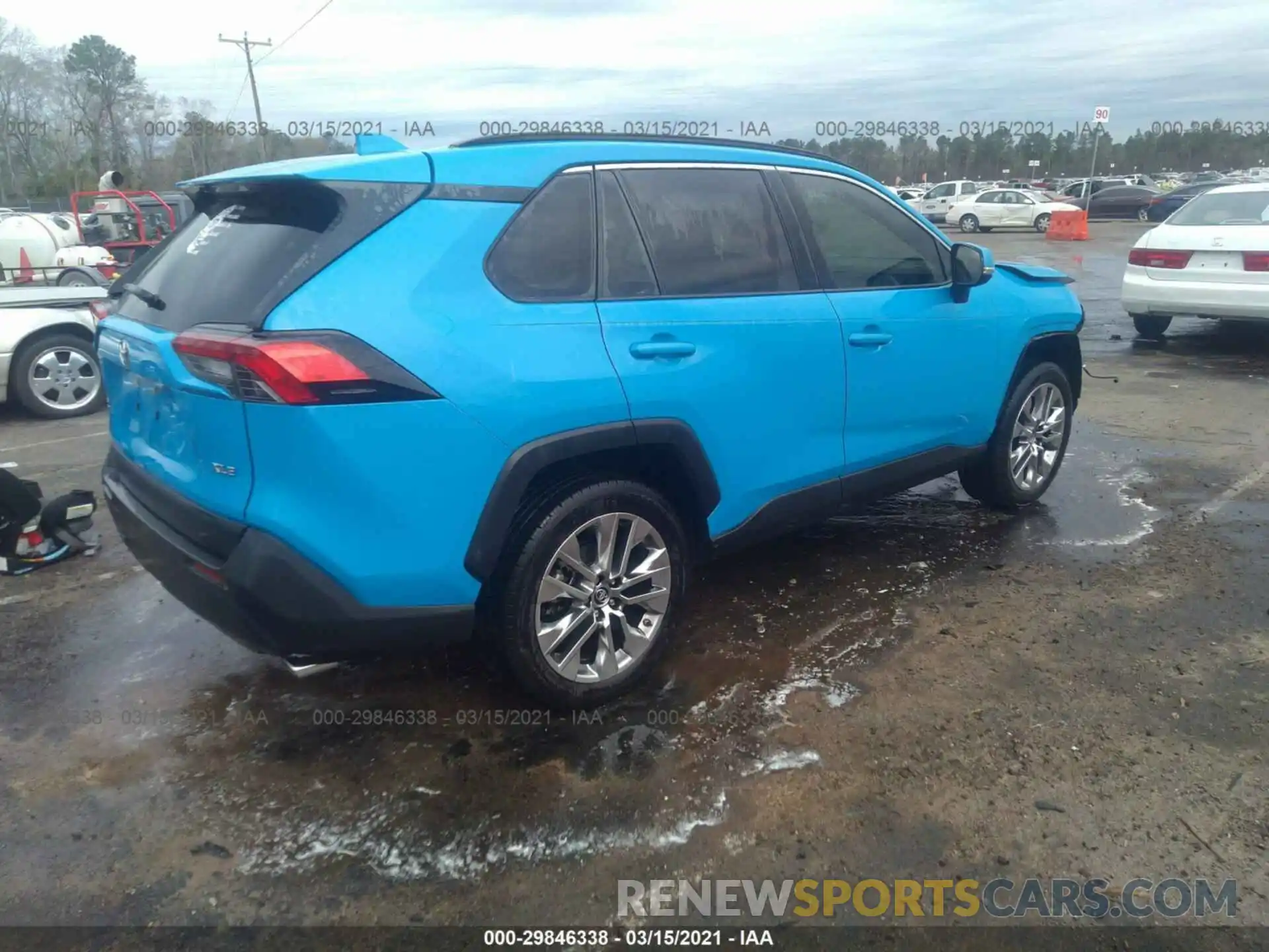 4 Photograph of a damaged car JTMC1RFV0KD011402 TOYOTA RAV4 2019