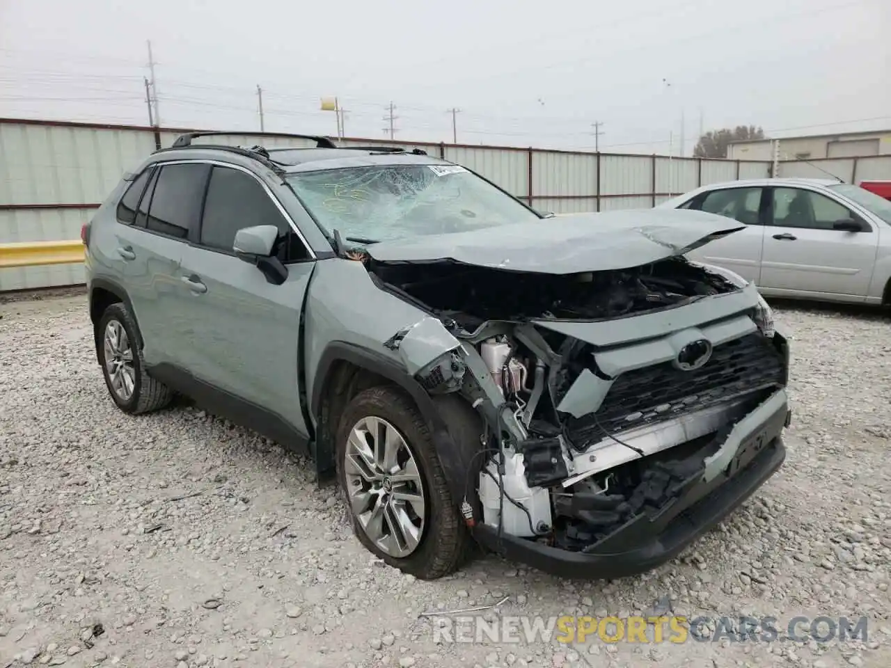 1 Photograph of a damaged car JTMC1RFV0KD017717 TOYOTA RAV4 2019