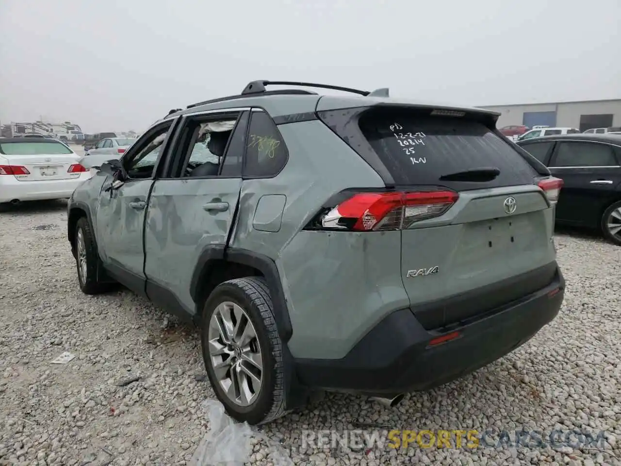 3 Photograph of a damaged car JTMC1RFV0KD017717 TOYOTA RAV4 2019