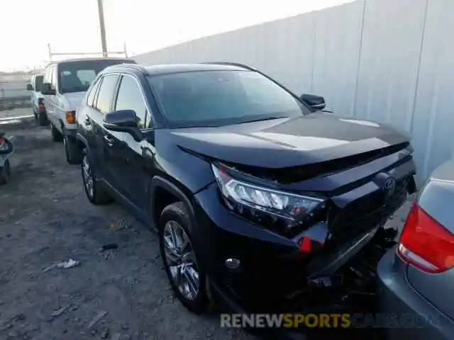 1 Photograph of a damaged car JTMC1RFV0KD018818 TOYOTA RAV4 2019