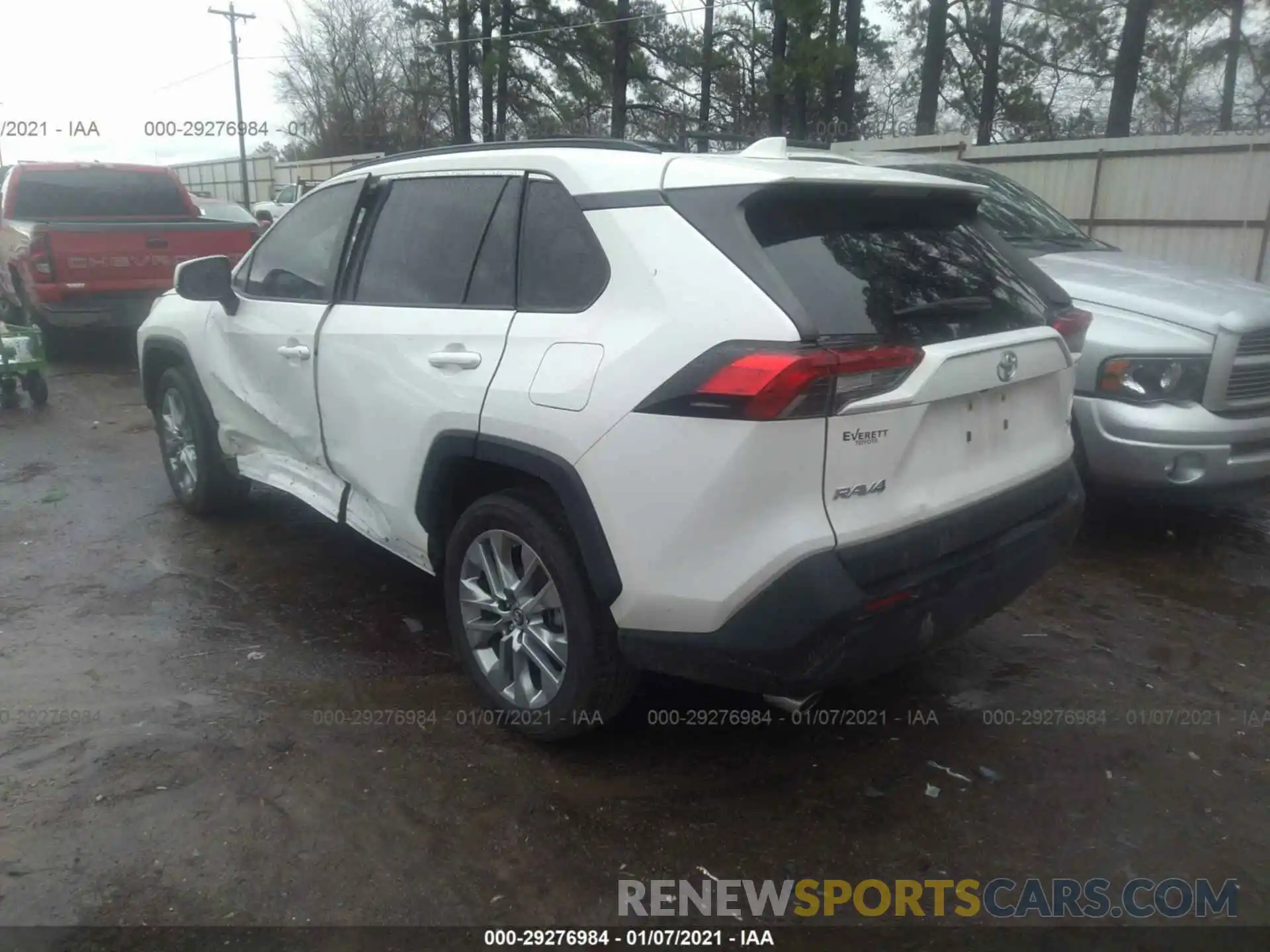 3 Photograph of a damaged car JTMC1RFV0KD021279 TOYOTA RAV4 2019