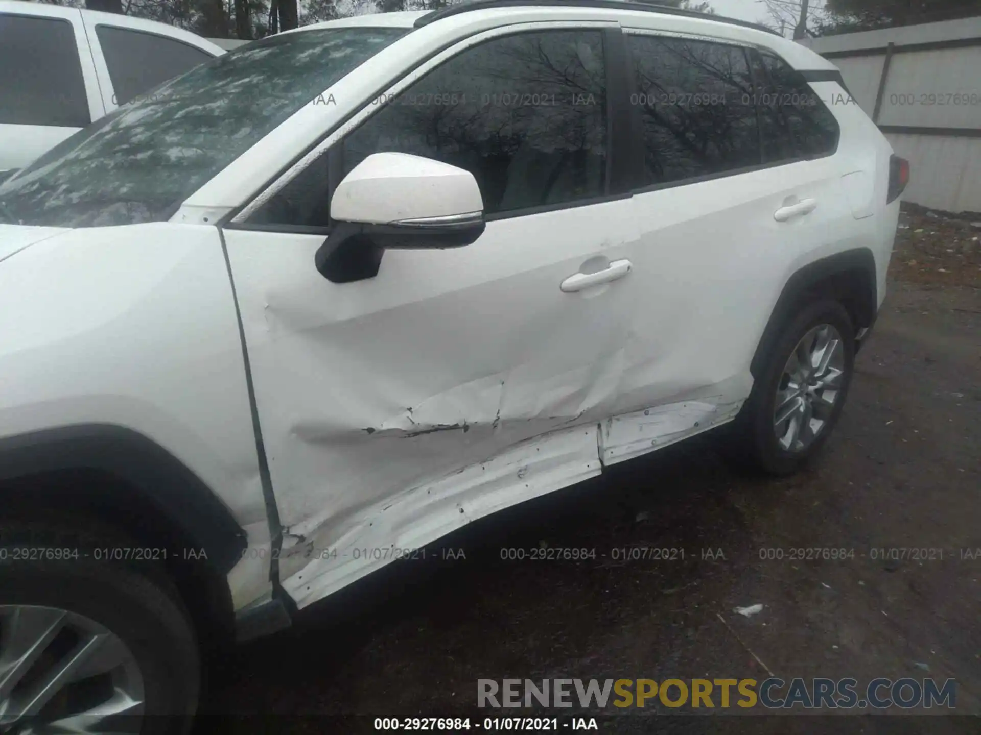 6 Photograph of a damaged car JTMC1RFV0KD021279 TOYOTA RAV4 2019