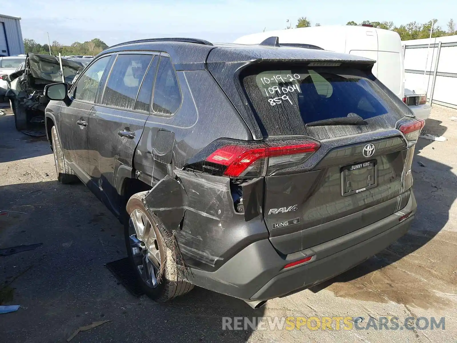 3 Photograph of a damaged car JTMC1RFV0KD039426 TOYOTA RAV4 2019