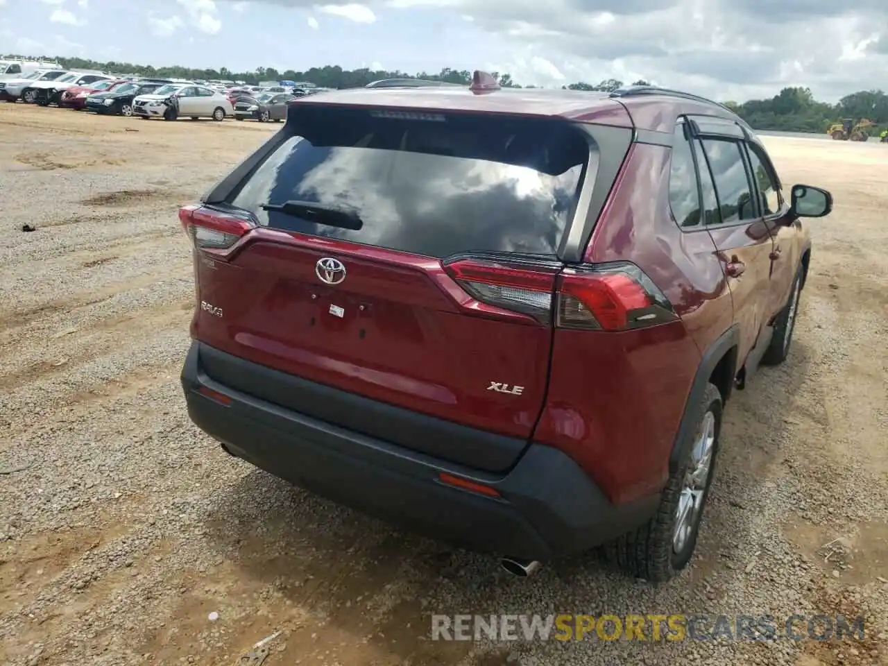 4 Photograph of a damaged car JTMC1RFV0KD039832 TOYOTA RAV4 2019