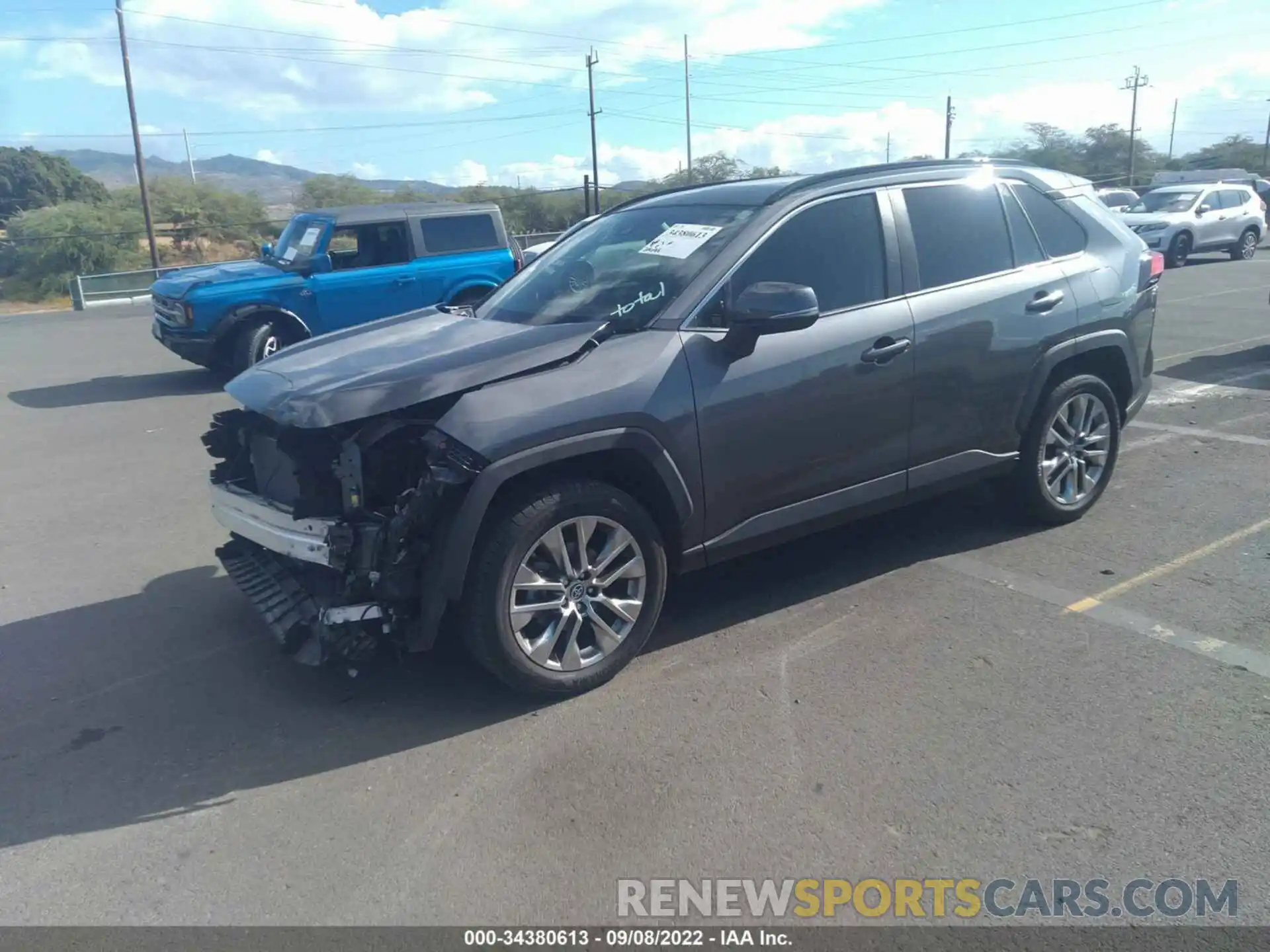 2 Photograph of a damaged car JTMC1RFV0KD041208 TOYOTA RAV4 2019