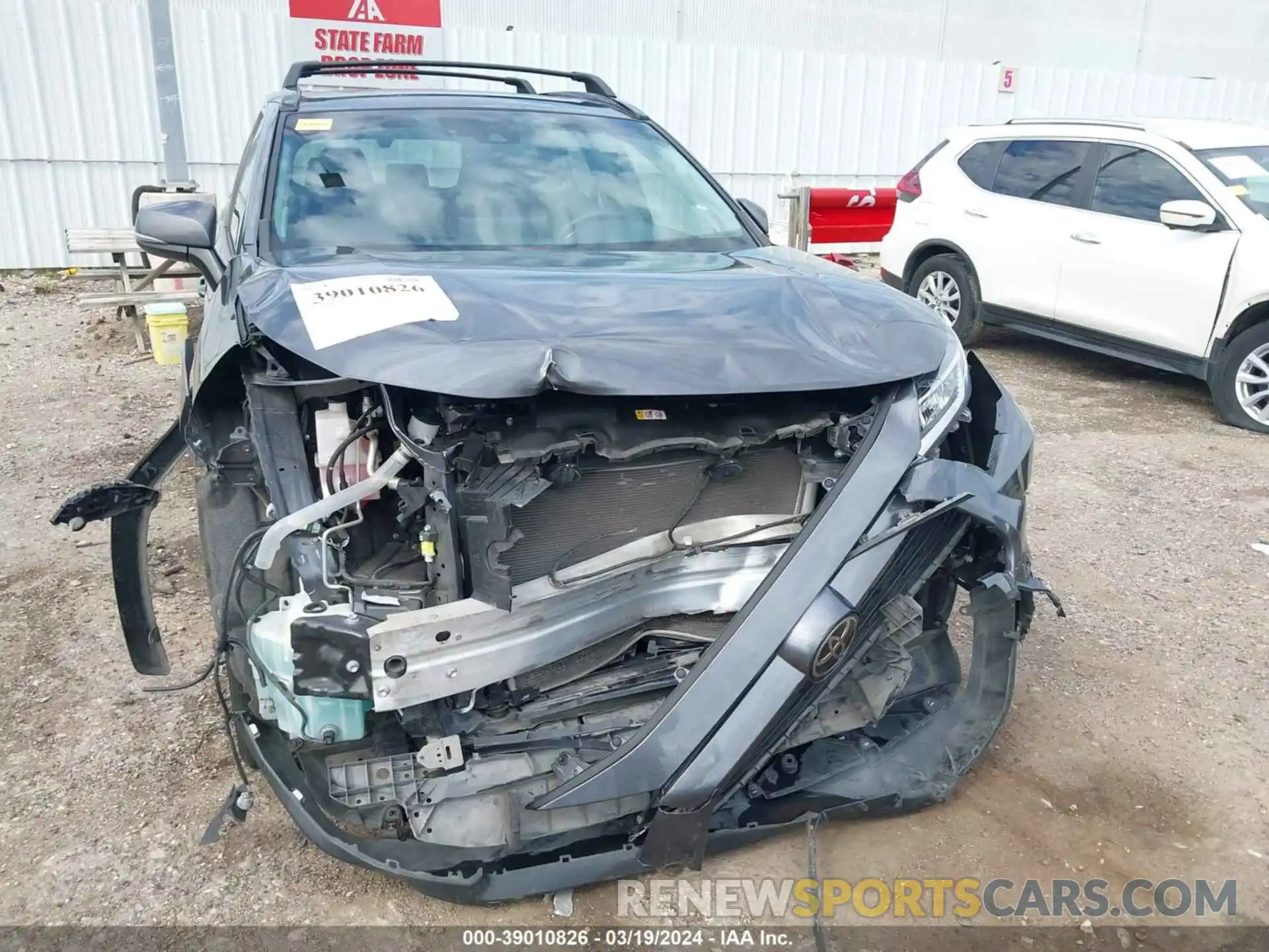 6 Photograph of a damaged car JTMC1RFV0KD501984 TOYOTA RAV4 2019