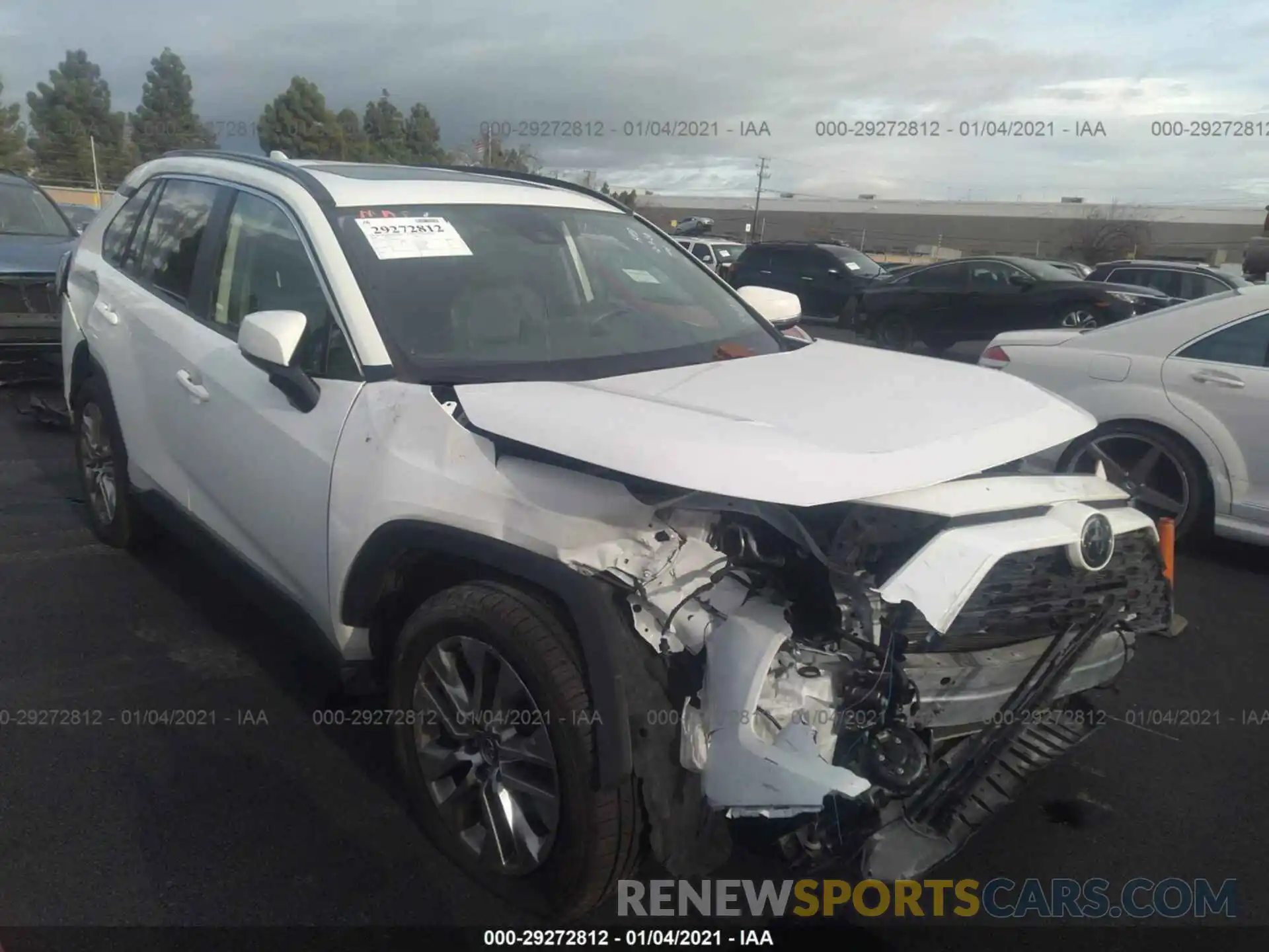 1 Photograph of a damaged car JTMC1RFV1KD002515 TOYOTA RAV4 2019