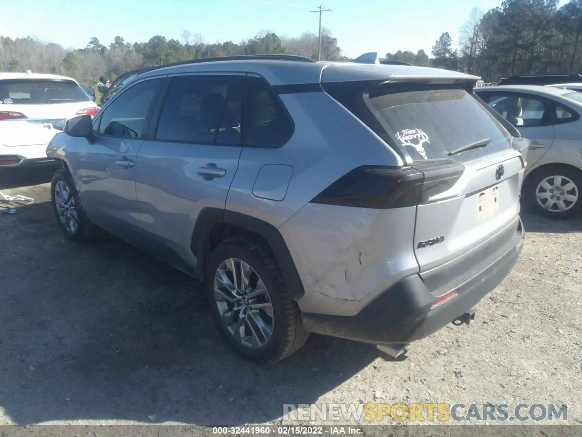 3 Photograph of a damaged car JTMC1RFV1KD010128 TOYOTA RAV4 2019