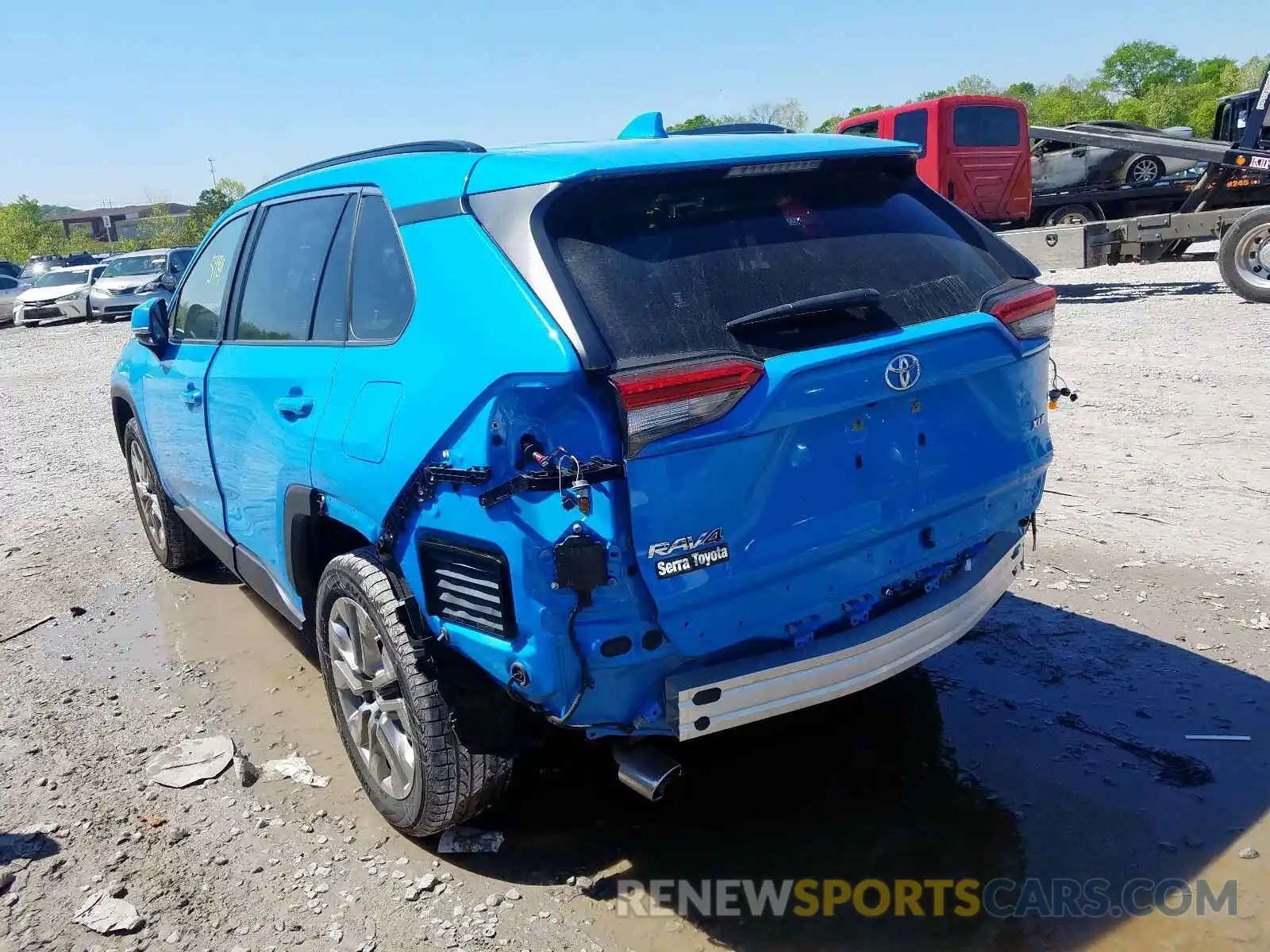 3 Photograph of a damaged car JTMC1RFV1KD016611 TOYOTA RAV4 2019