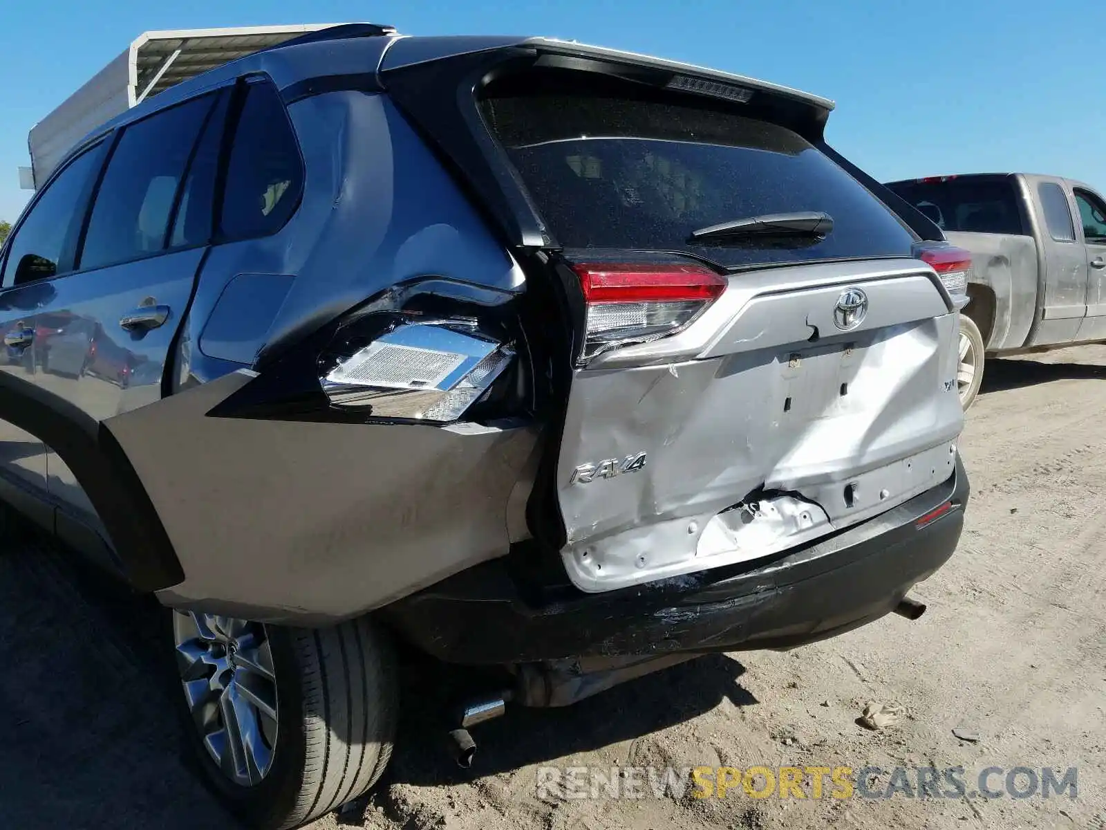 9 Photograph of a damaged car JTMC1RFV1KD021890 TOYOTA RAV4 2019