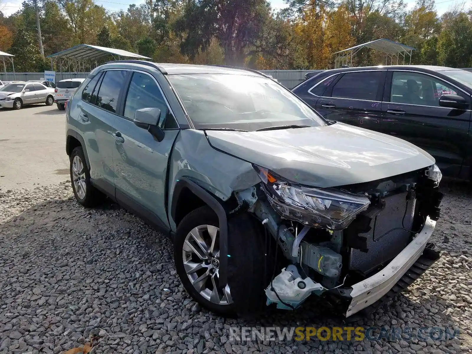 1 Photograph of a damaged car JTMC1RFV1KD024997 TOYOTA RAV4 2019