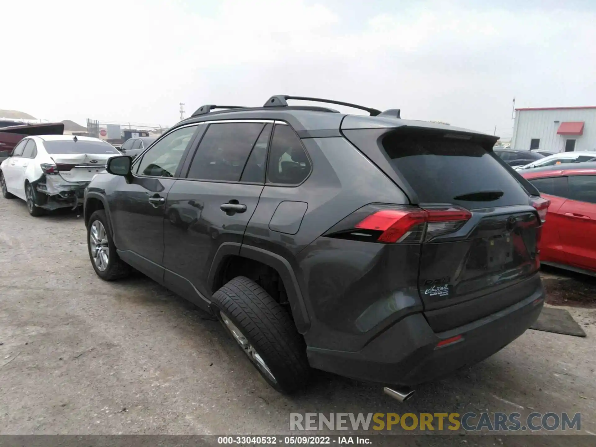 3 Photograph of a damaged car JTMC1RFV1KD037068 TOYOTA RAV4 2019