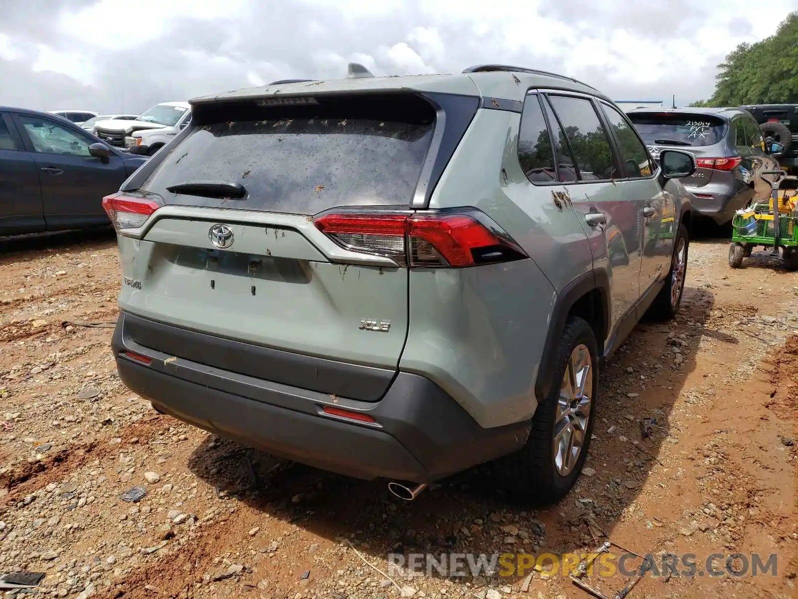 4 Photograph of a damaged car JTMC1RFV1KD512508 TOYOTA RAV4 2019