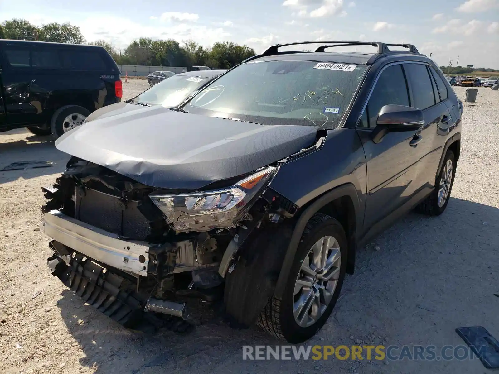 2 Photograph of a damaged car JTMC1RFV1KD516994 TOYOTA RAV4 2019