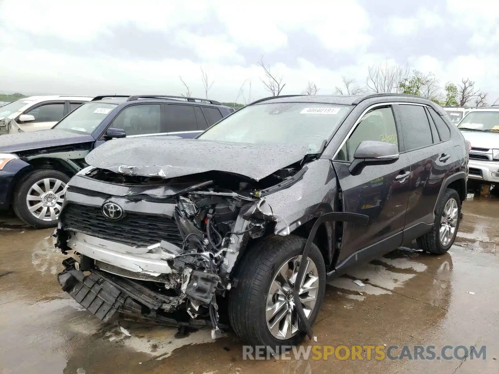 2 Фотография поврежденного автомобиля JTMC1RFV1KJ001348 TOYOTA RAV4 2019