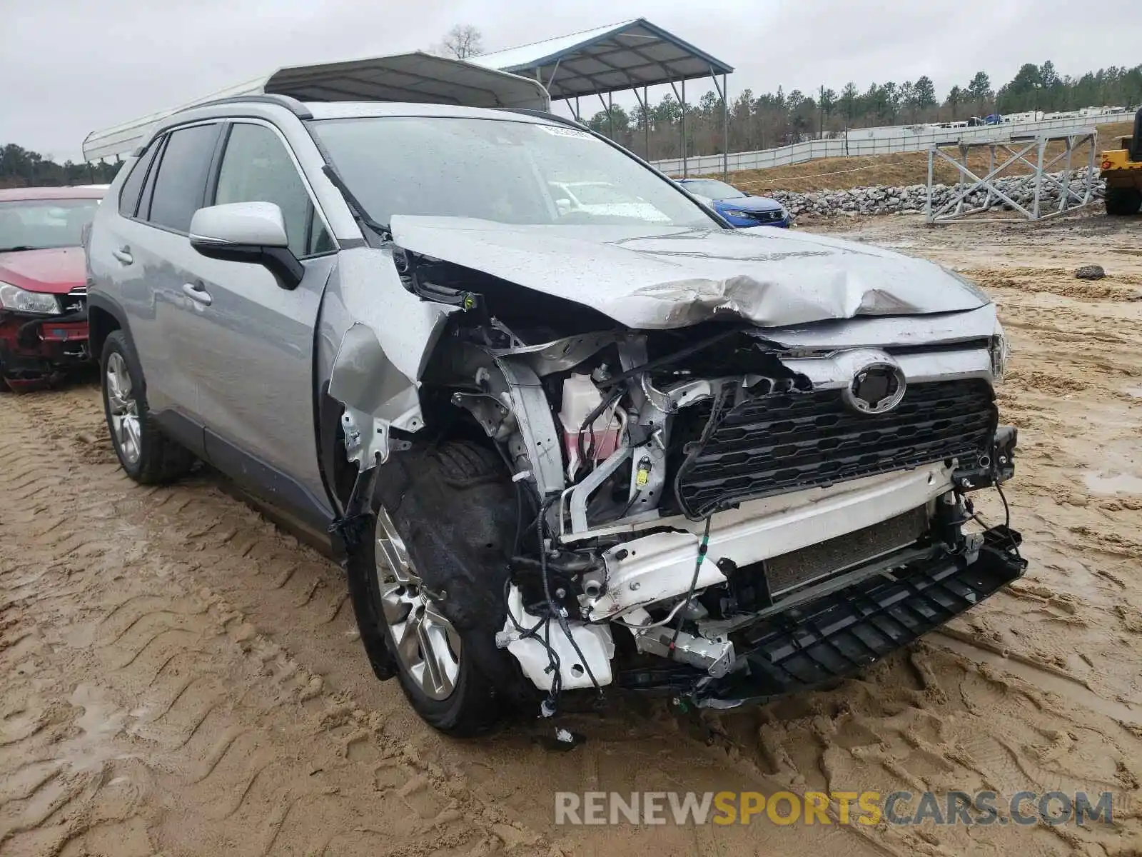 1 Photograph of a damaged car JTMC1RFV1KJ005769 TOYOTA RAV4 2019