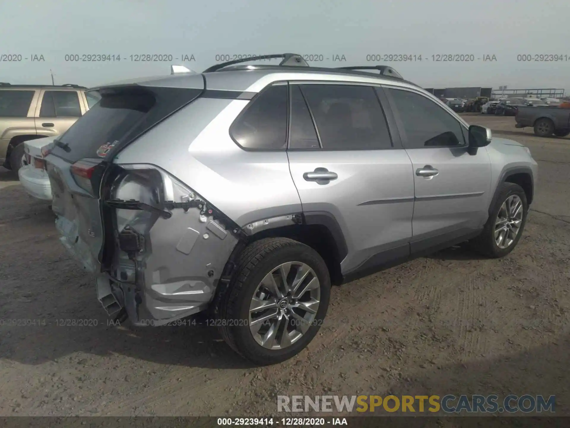 4 Photograph of a damaged car JTMC1RFV1KJ010440 TOYOTA RAV4 2019