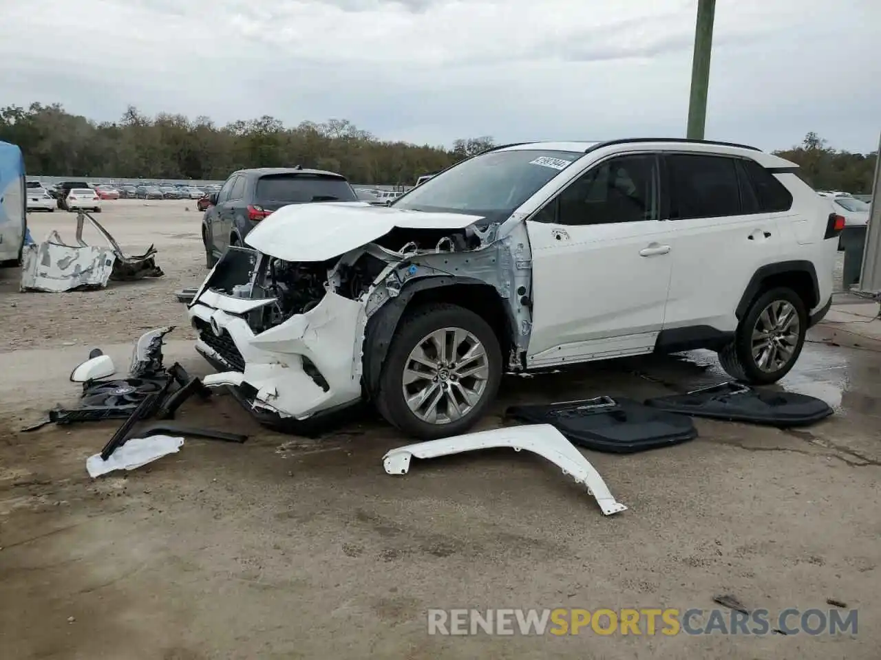 1 Photograph of a damaged car JTMC1RFV2KD035457 TOYOTA RAV4 2019