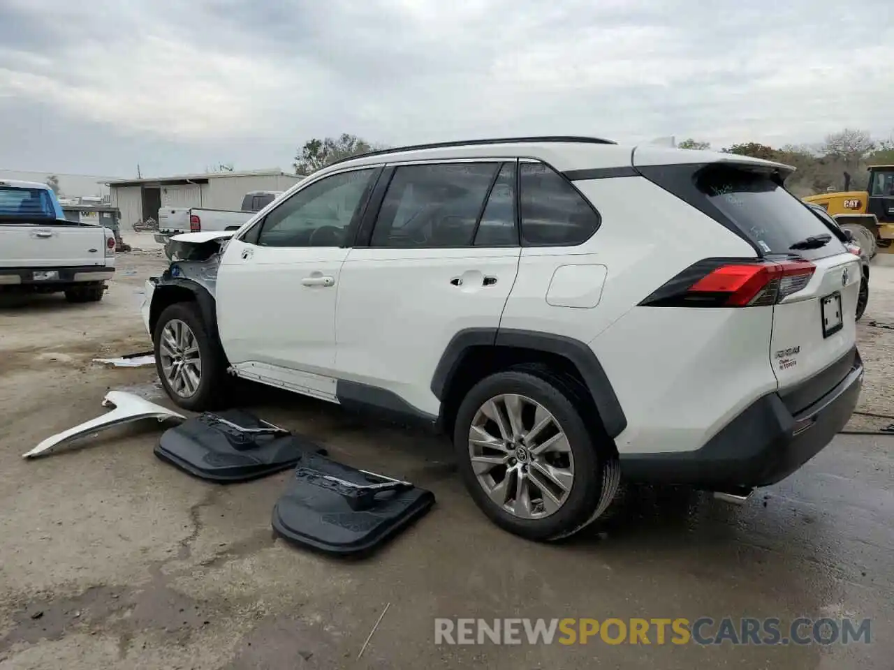 2 Photograph of a damaged car JTMC1RFV2KD035457 TOYOTA RAV4 2019