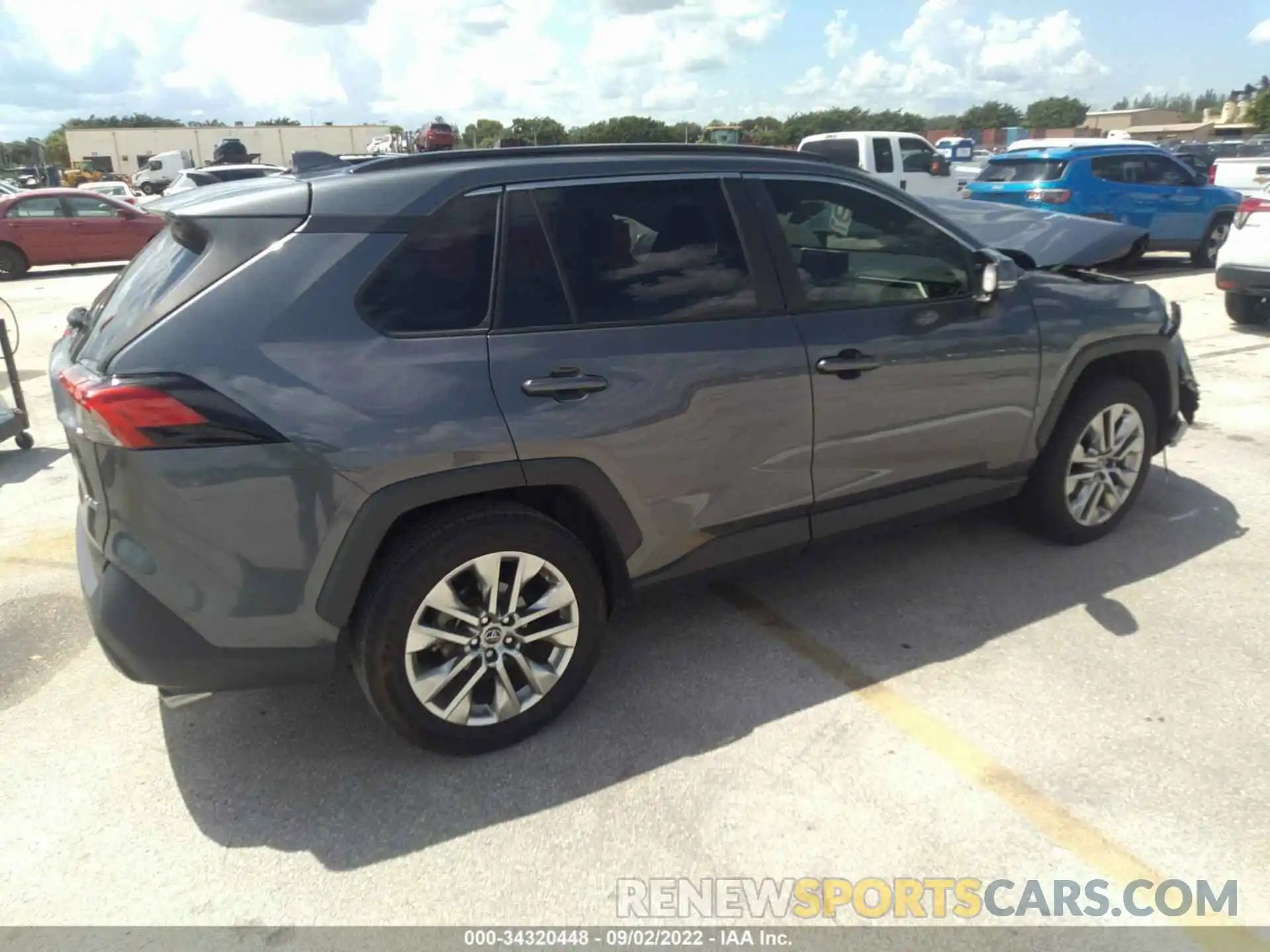 4 Photograph of a damaged car JTMC1RFV2KD501274 TOYOTA RAV4 2019