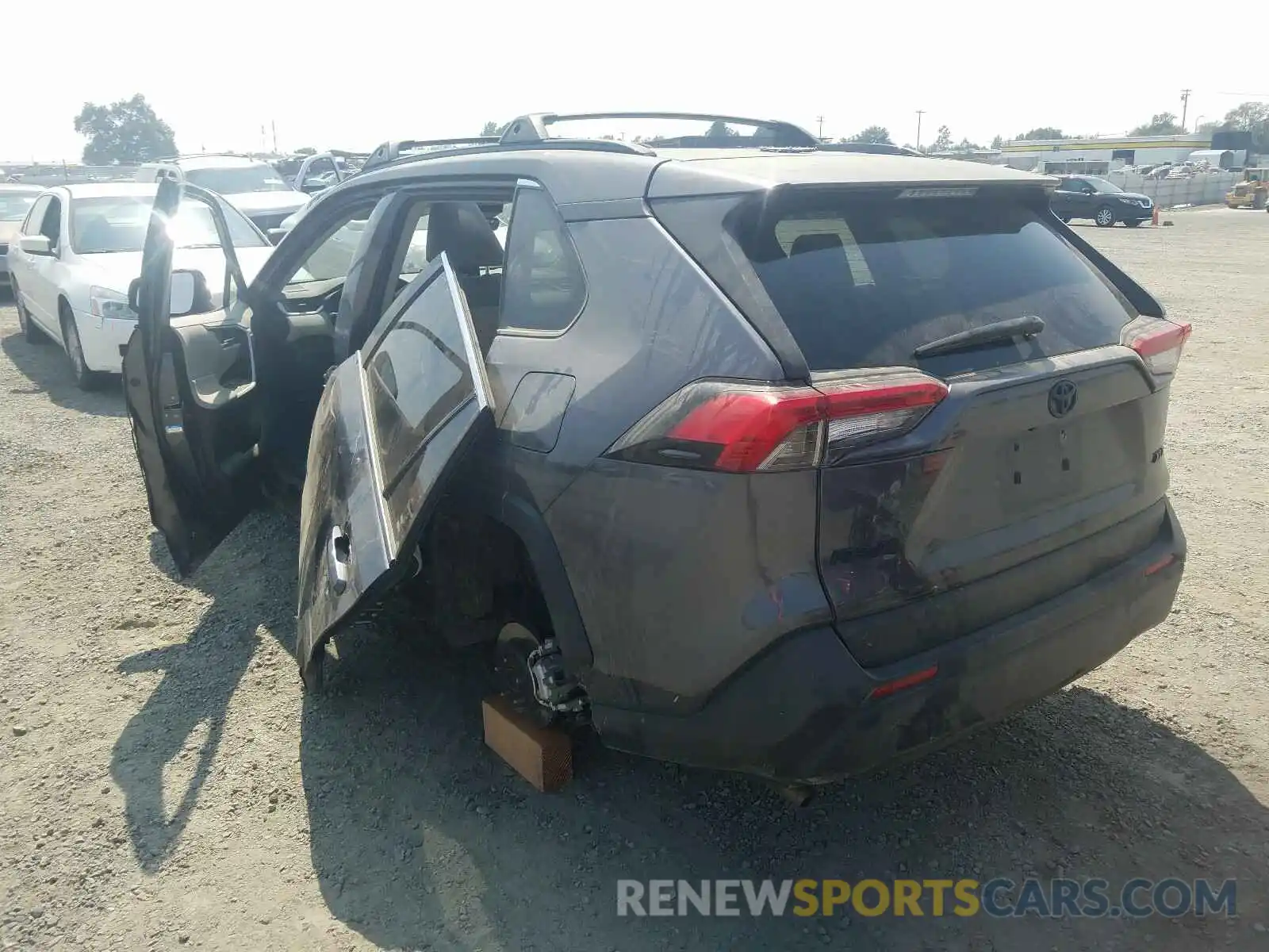 3 Photograph of a damaged car JTMC1RFV2KD501968 TOYOTA RAV4 2019